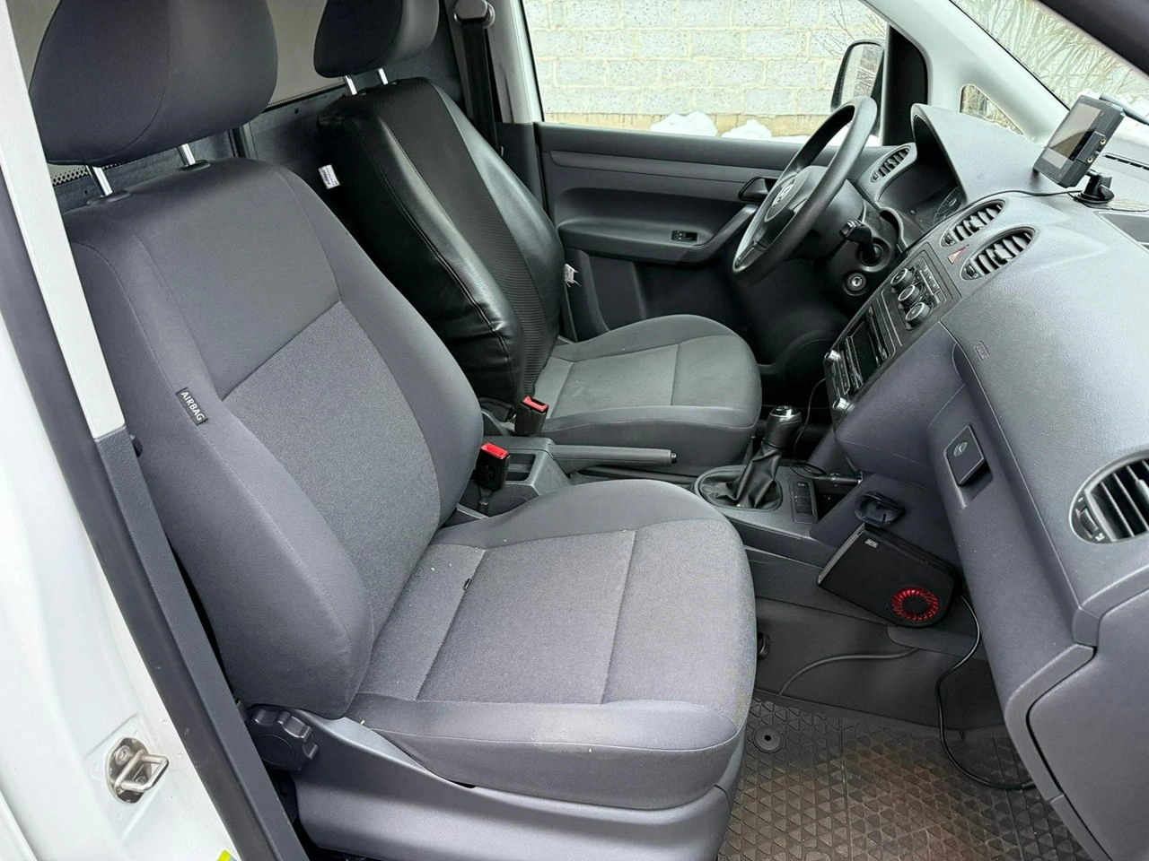 Volkswagen Caddy - Zdjęcie 9