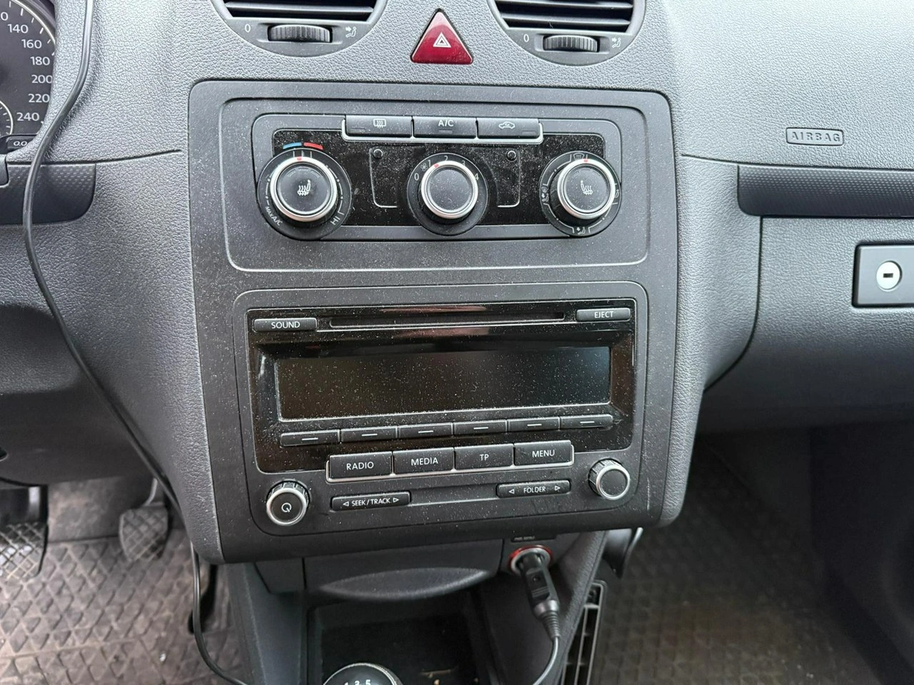 Volkswagen Caddy - Zdjęcie 18