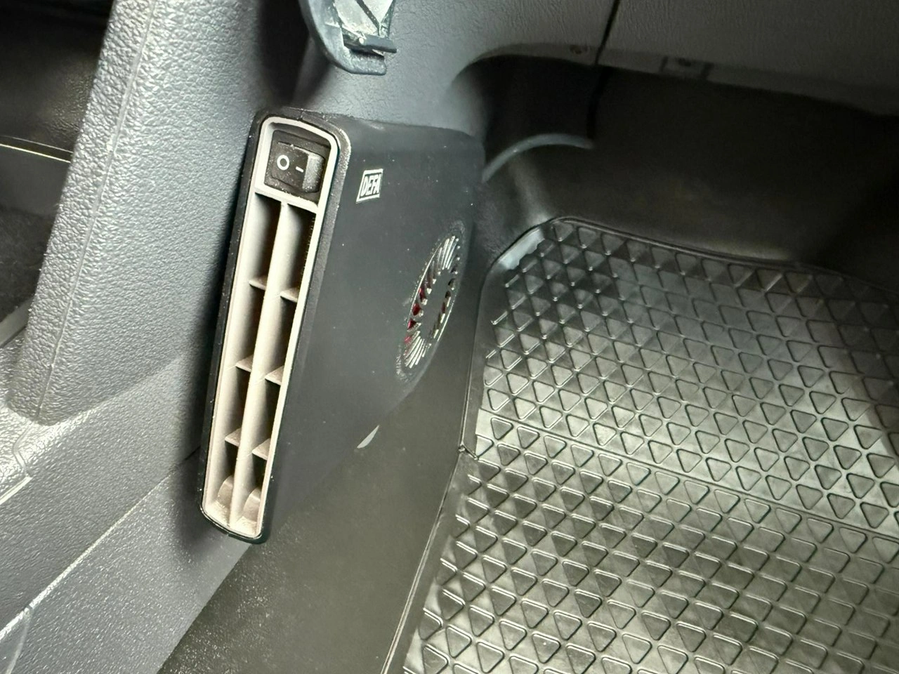 Volkswagen Caddy - Zdjęcie 26