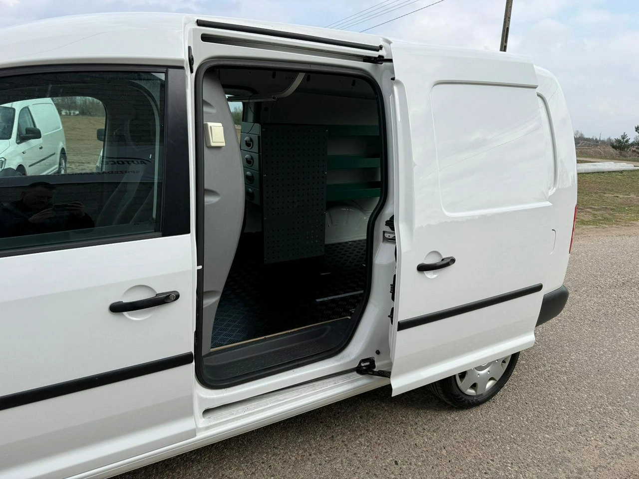 Volkswagen Caddy - Zdjęcie 27