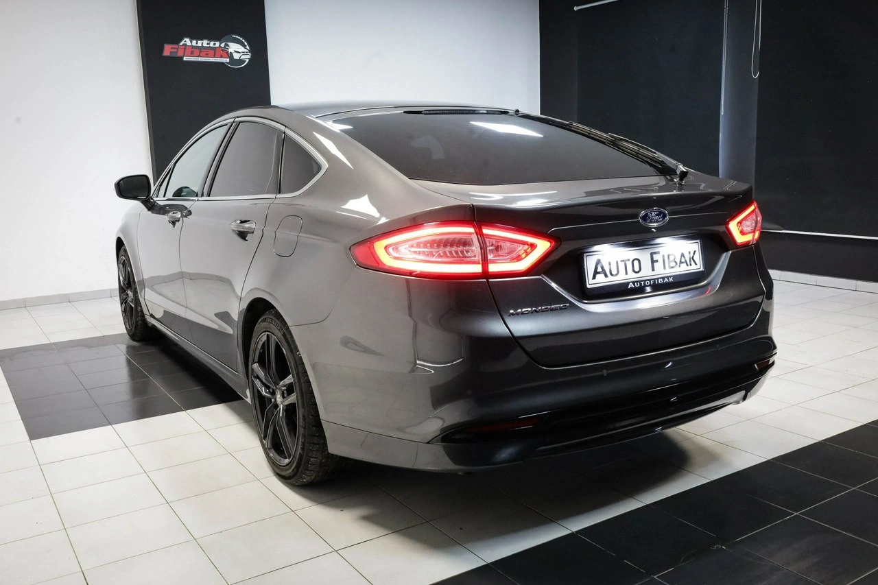 Ford Mondeo - Zdjęcie 11