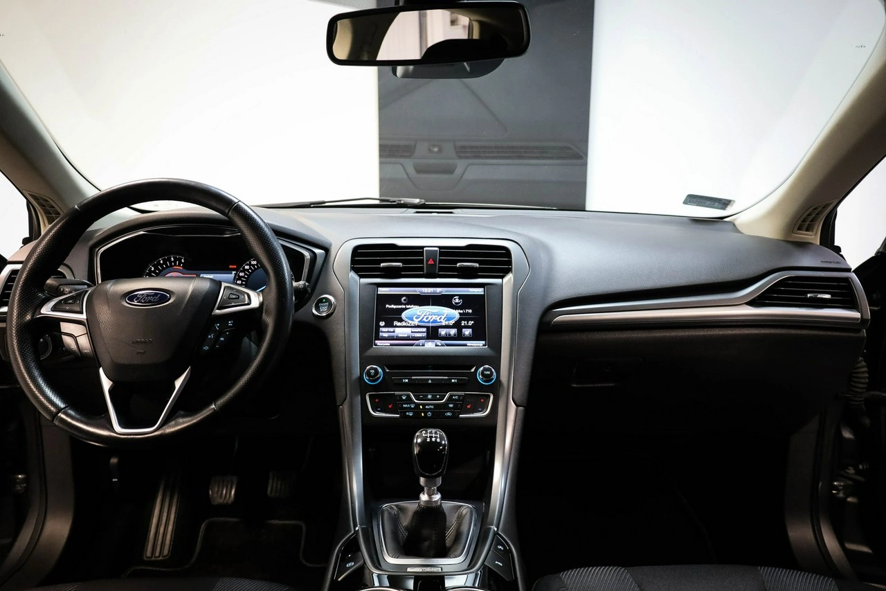 Ford Mondeo - Zdjęcie 14