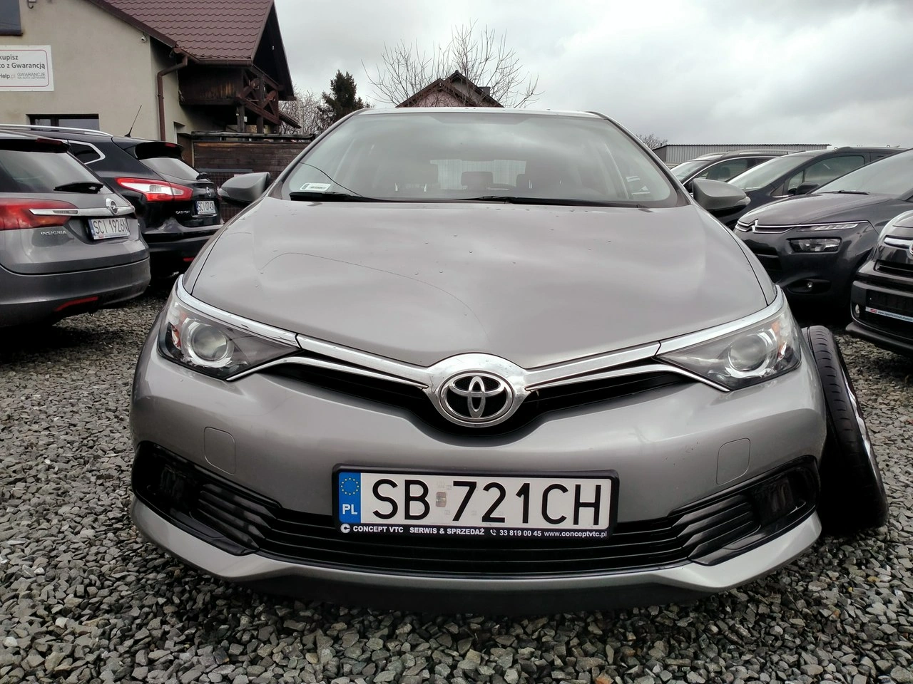 Toyota Auris - Zdjęcie 9