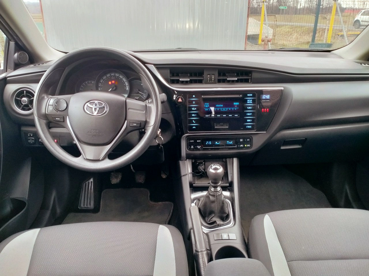 Toyota Auris - Zdjęcie 21