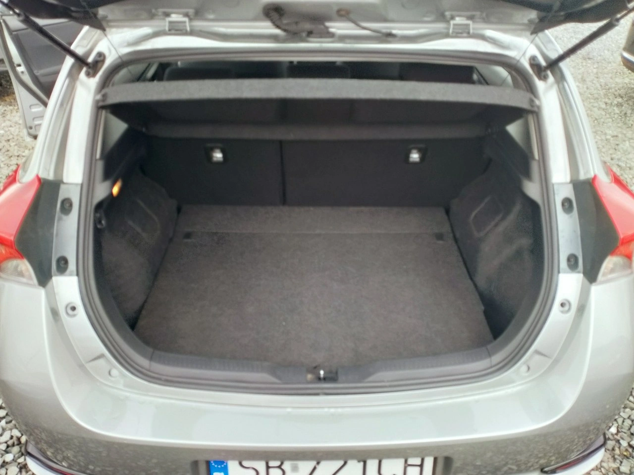 Toyota Auris - Zdjęcie 24