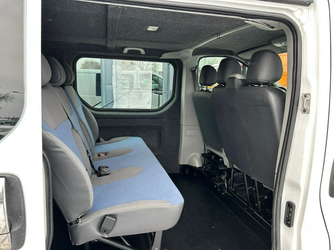 Renault Trafic - Zdjęcie 29