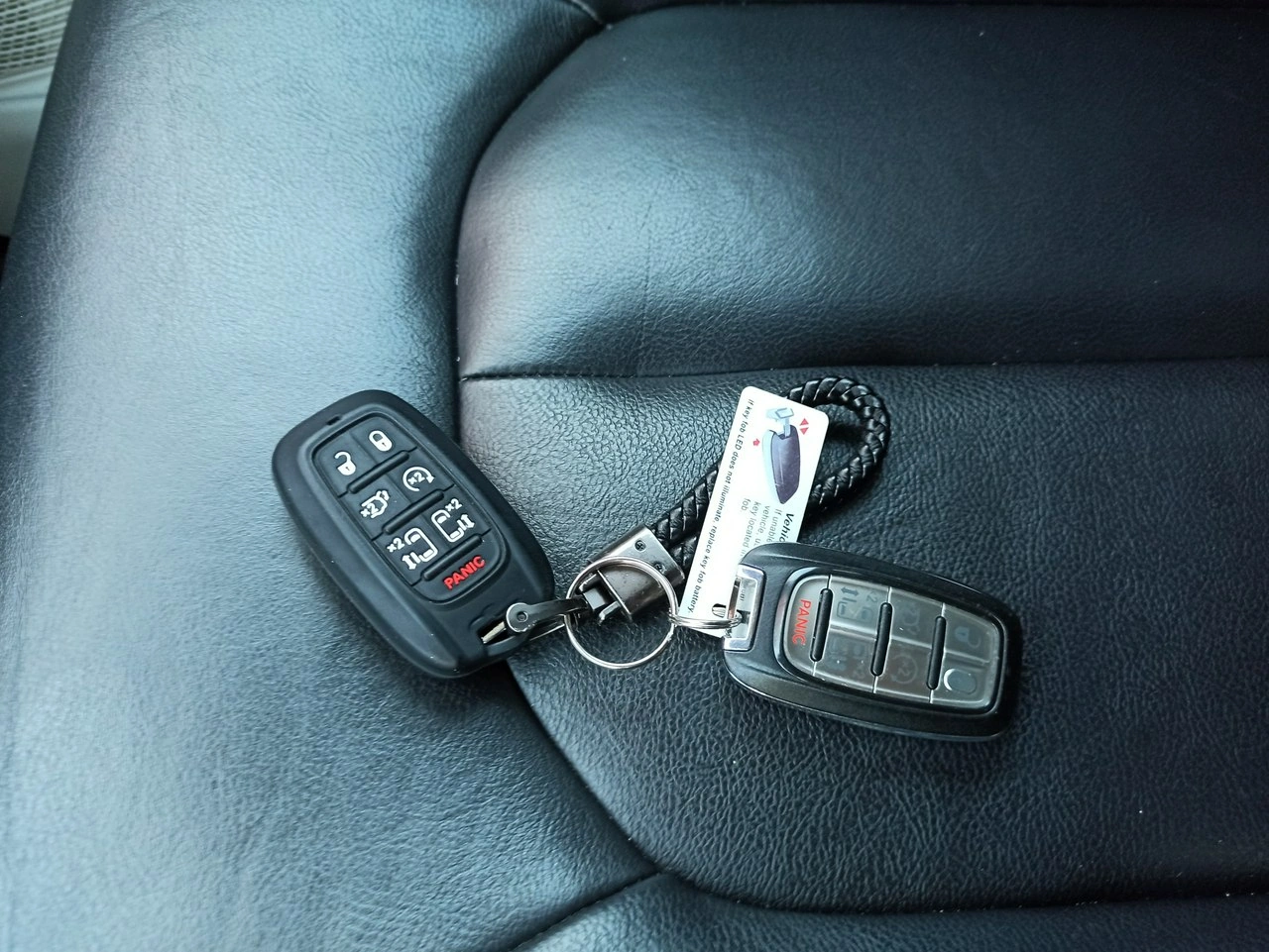 Chrysler Pacifica - Zdjęcie 27