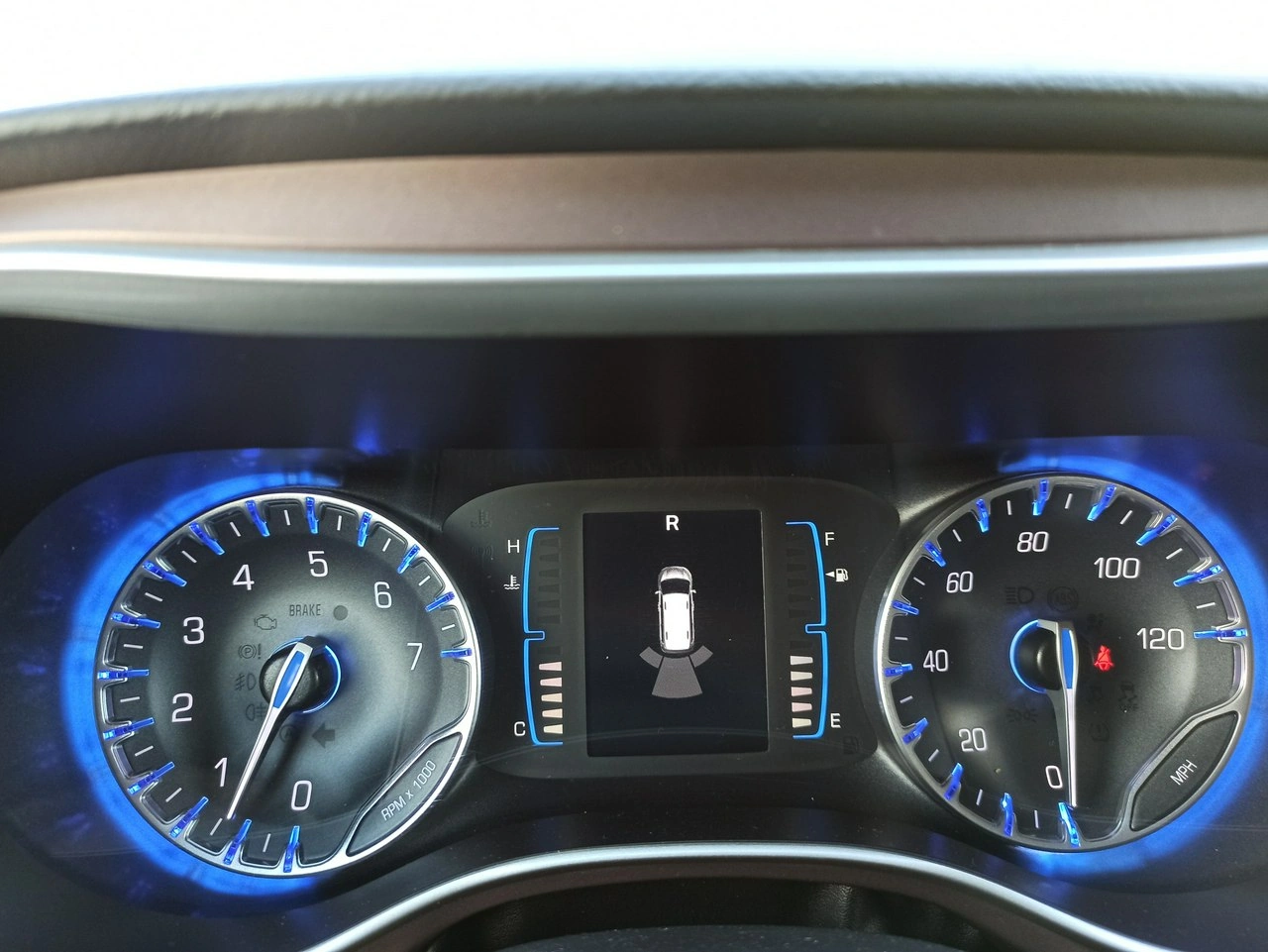 Chrysler Pacifica - Zdjęcie 29