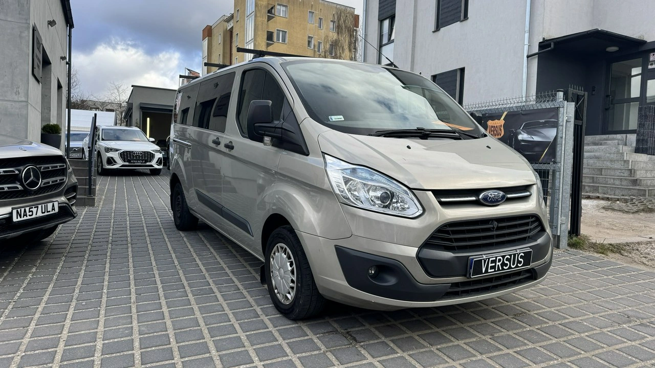 Ford Transit Custom - Zdjęcie 2