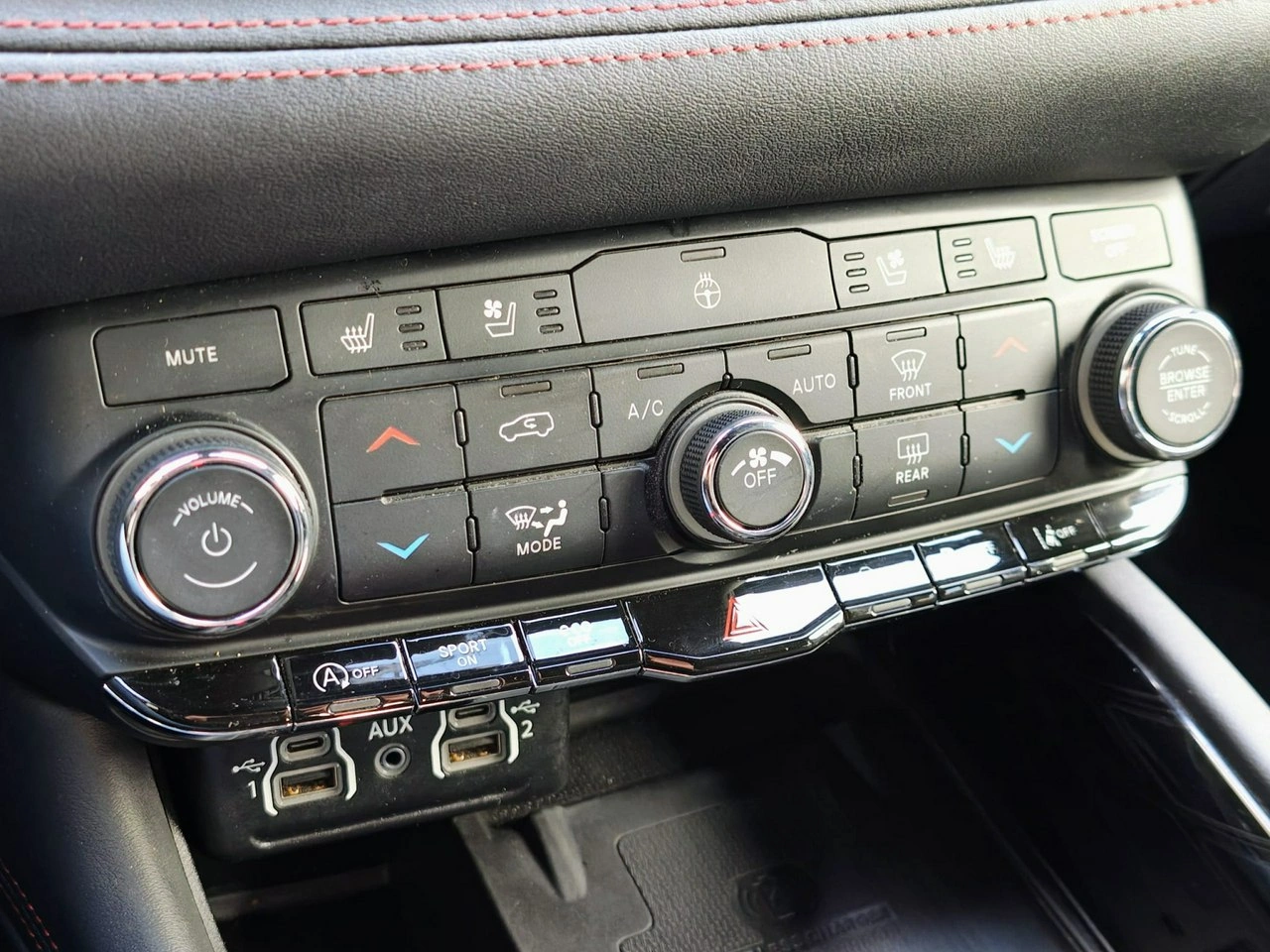 Dodge Durango - Zdjęcie 11