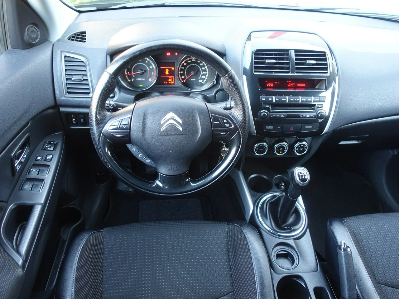 Citroën C4 Aircross - Zdjęcie 10
