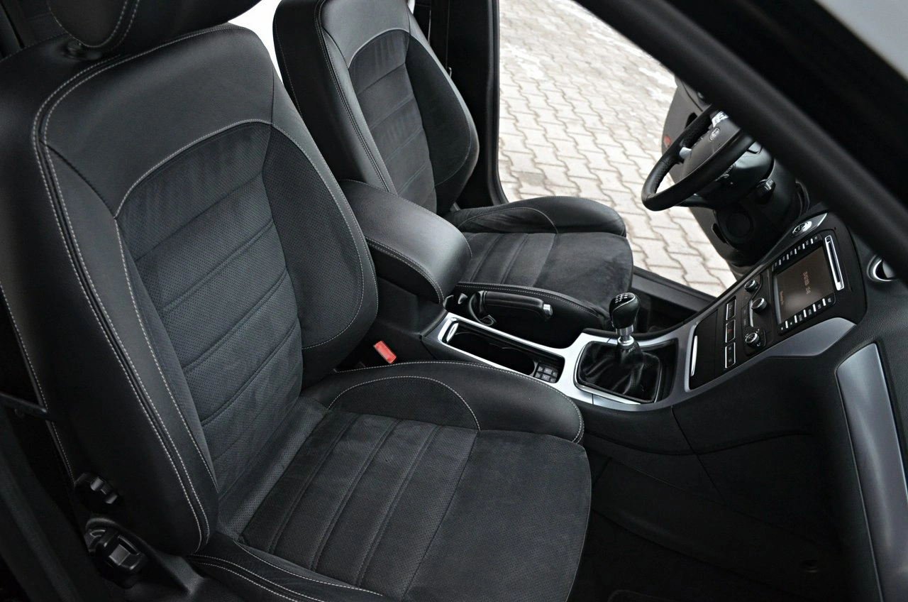 Ford Mondeo - Zdjęcie 16