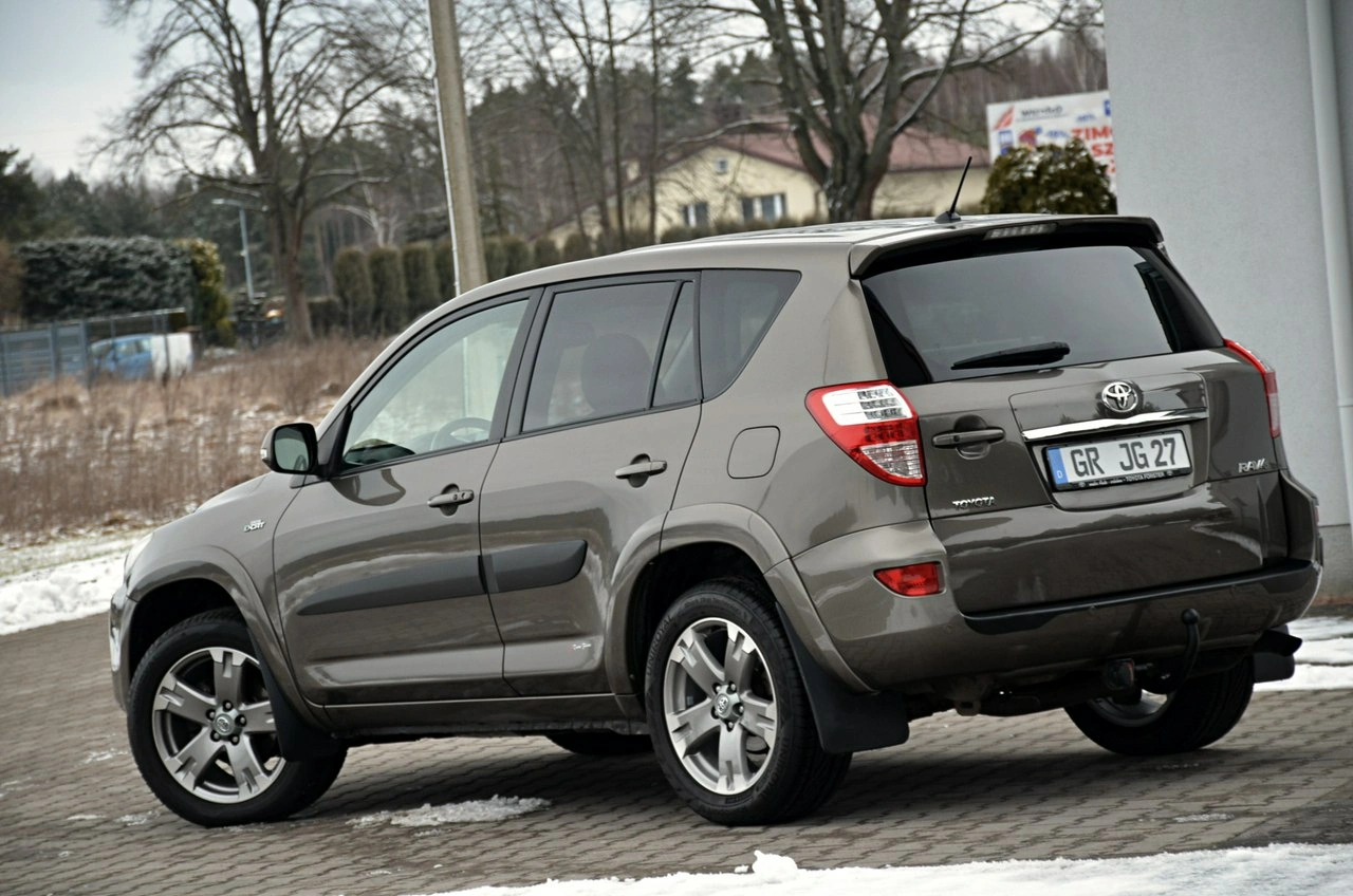 Toyota RAV-4 - Zdjęcie 13