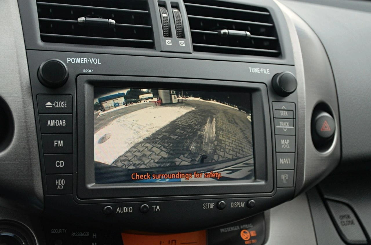 Toyota RAV-4 - Zdjęcie 31