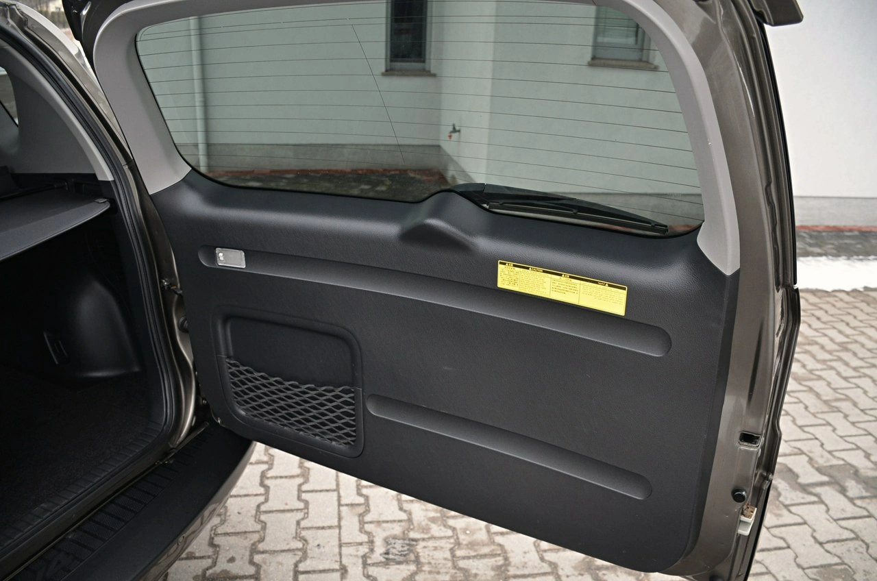 Toyota RAV-4 - Zdjęcie 33