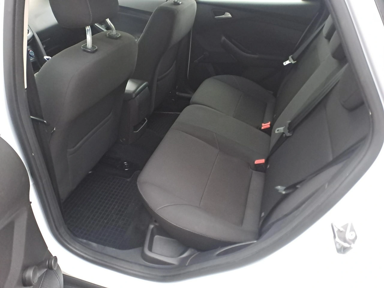 Ford Focus - Zdjęcie 9