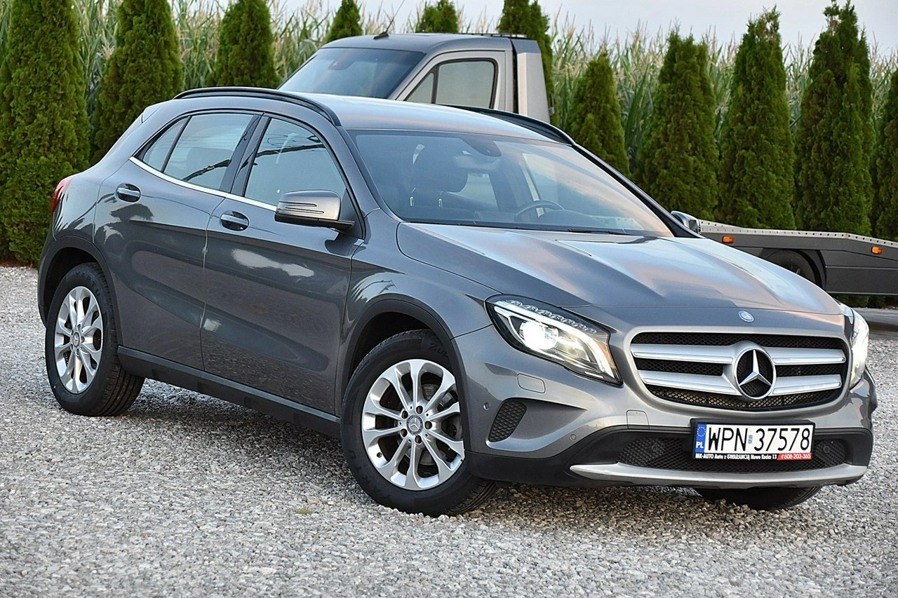 Mercedes GLA 180 - Zdjęcie 10