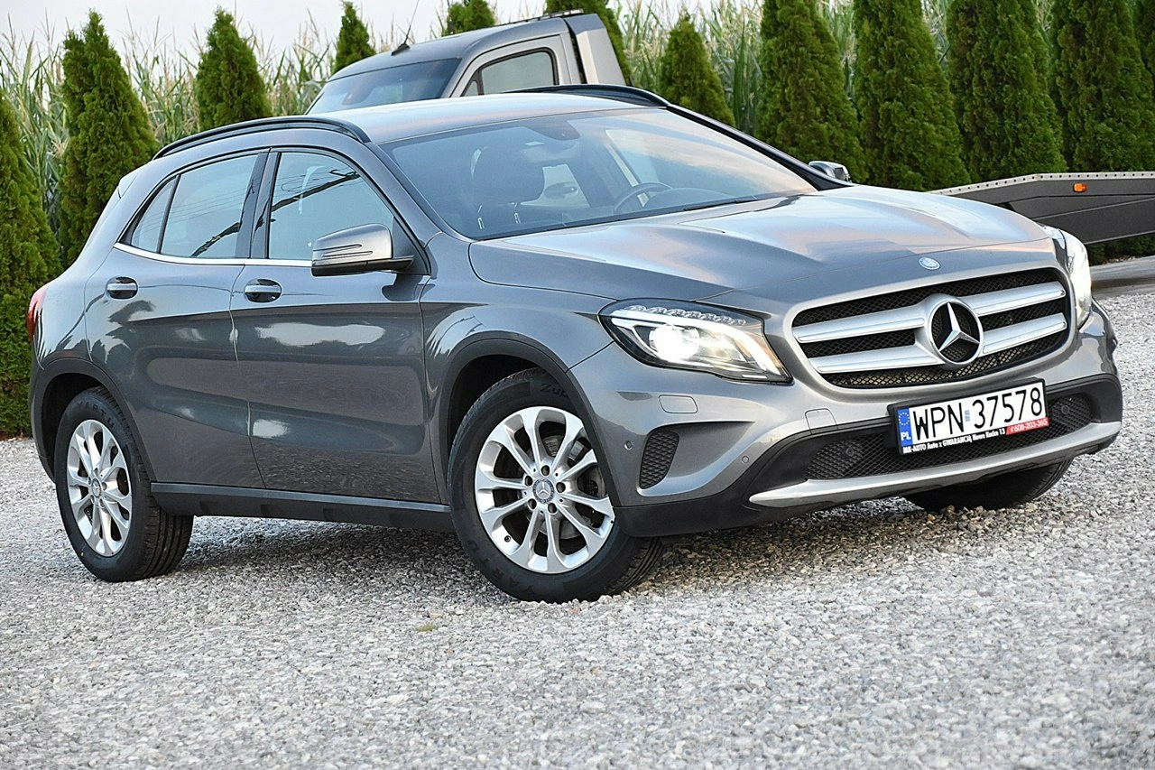 Mercedes GLA 180 - Zdjęcie 11