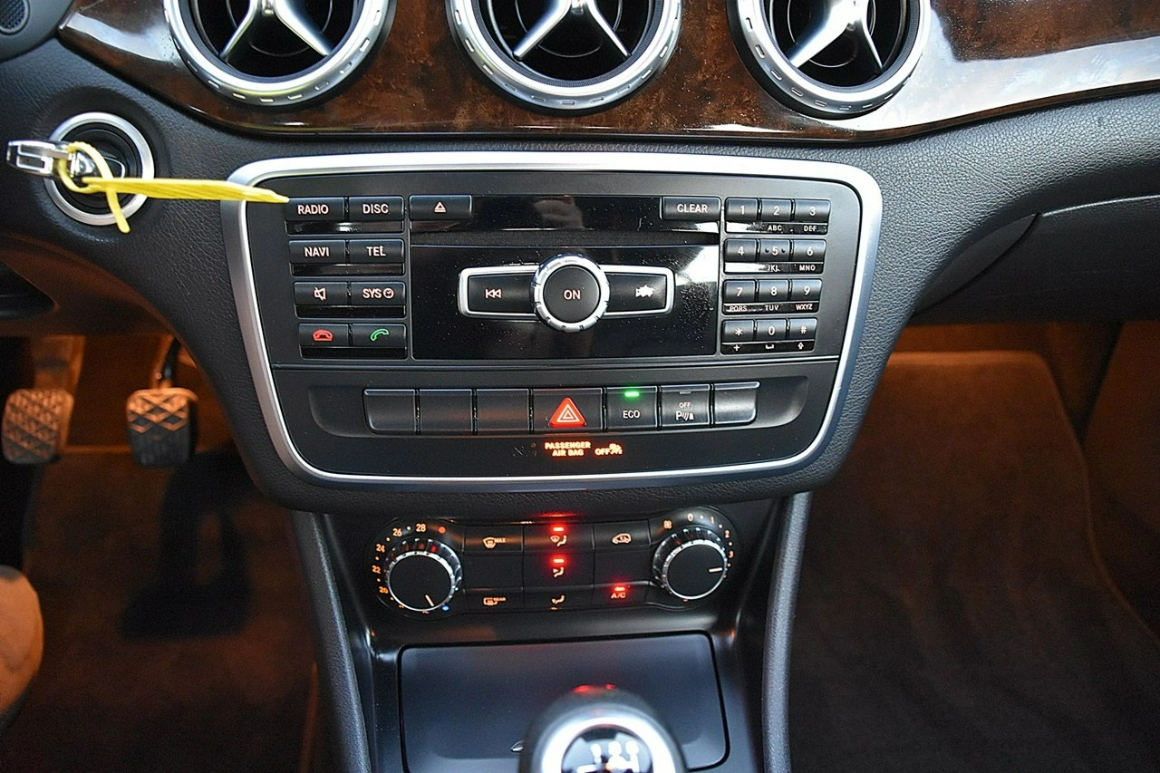 Mercedes GLA 180 - Zdjęcie 22