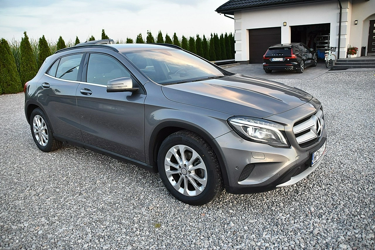 Mercedes GLA 180 - Zdjęcie 24