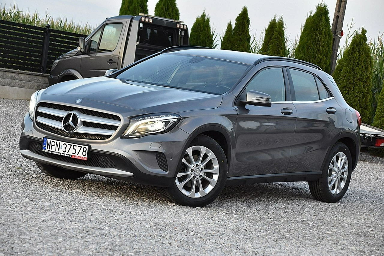 Mercedes GLA 180 - Zdjęcie 8