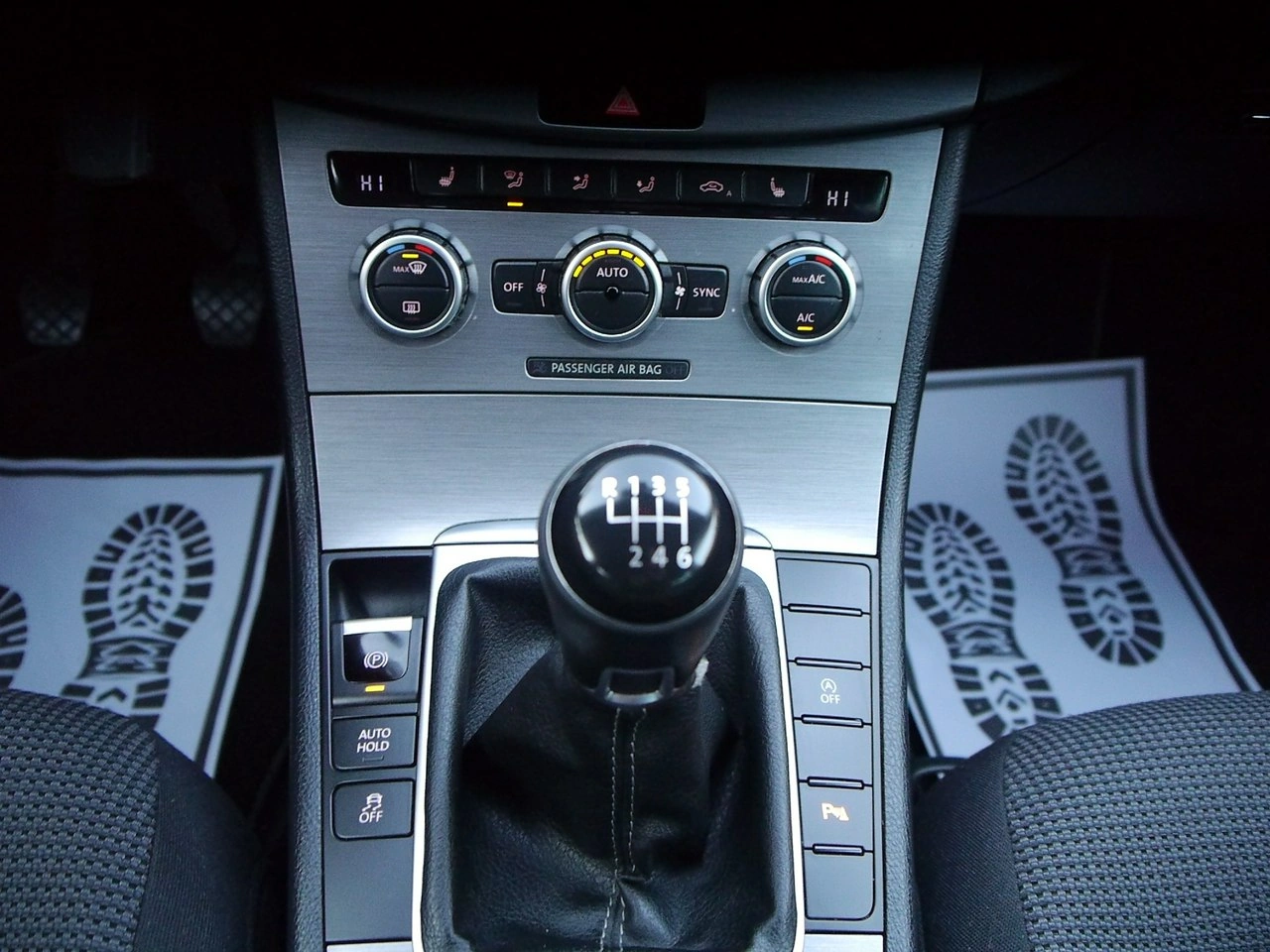 Volkswagen Passat - Zdjęcie 23