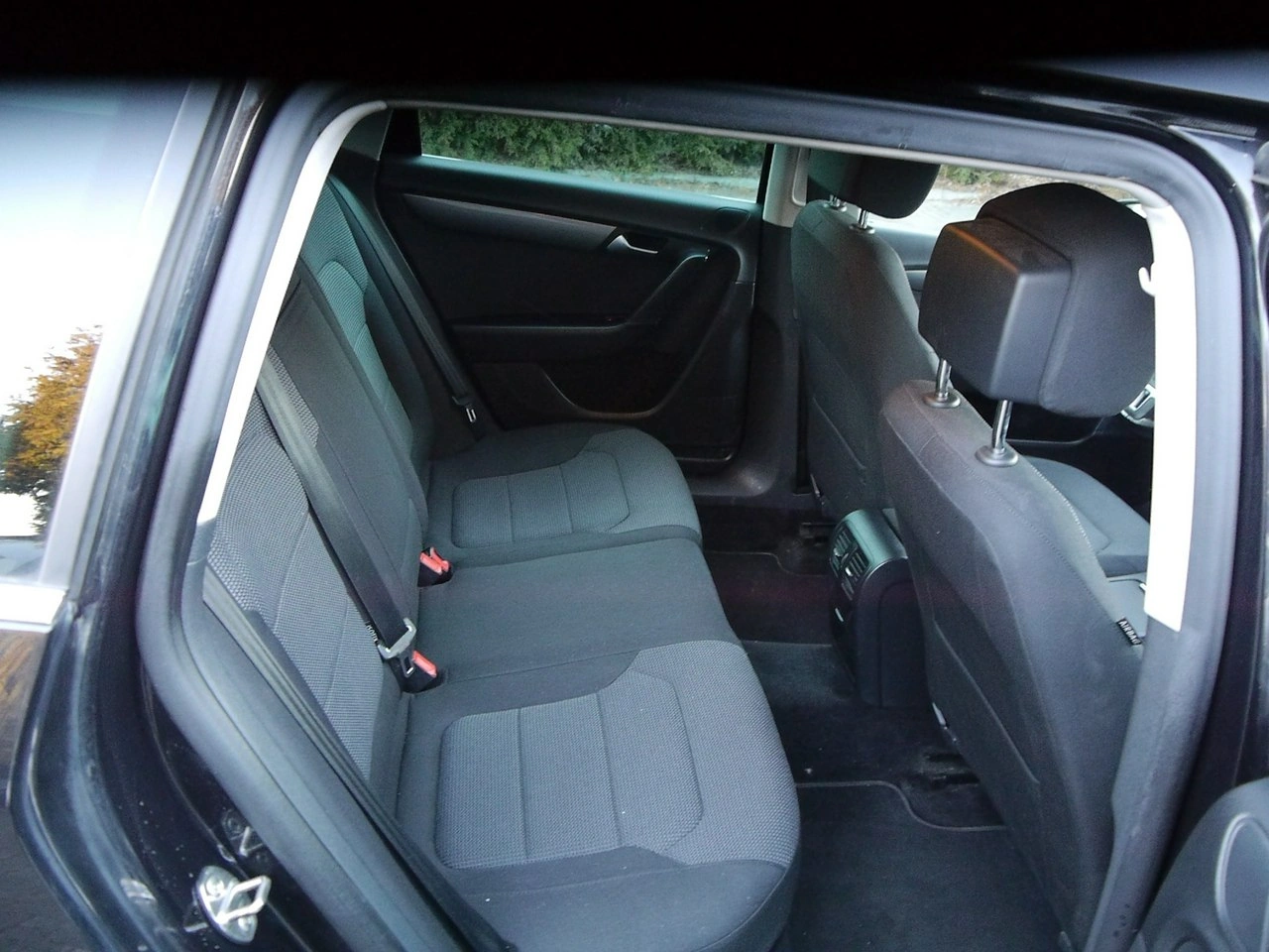 Volkswagen Passat - Zdjęcie 30