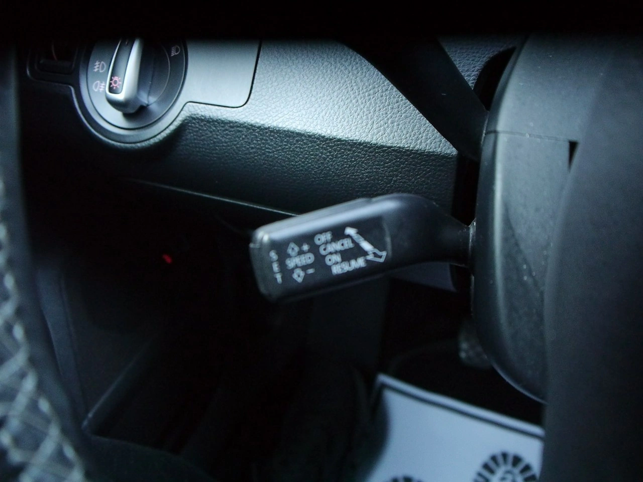 Volkswagen Passat - Zdjęcie 34