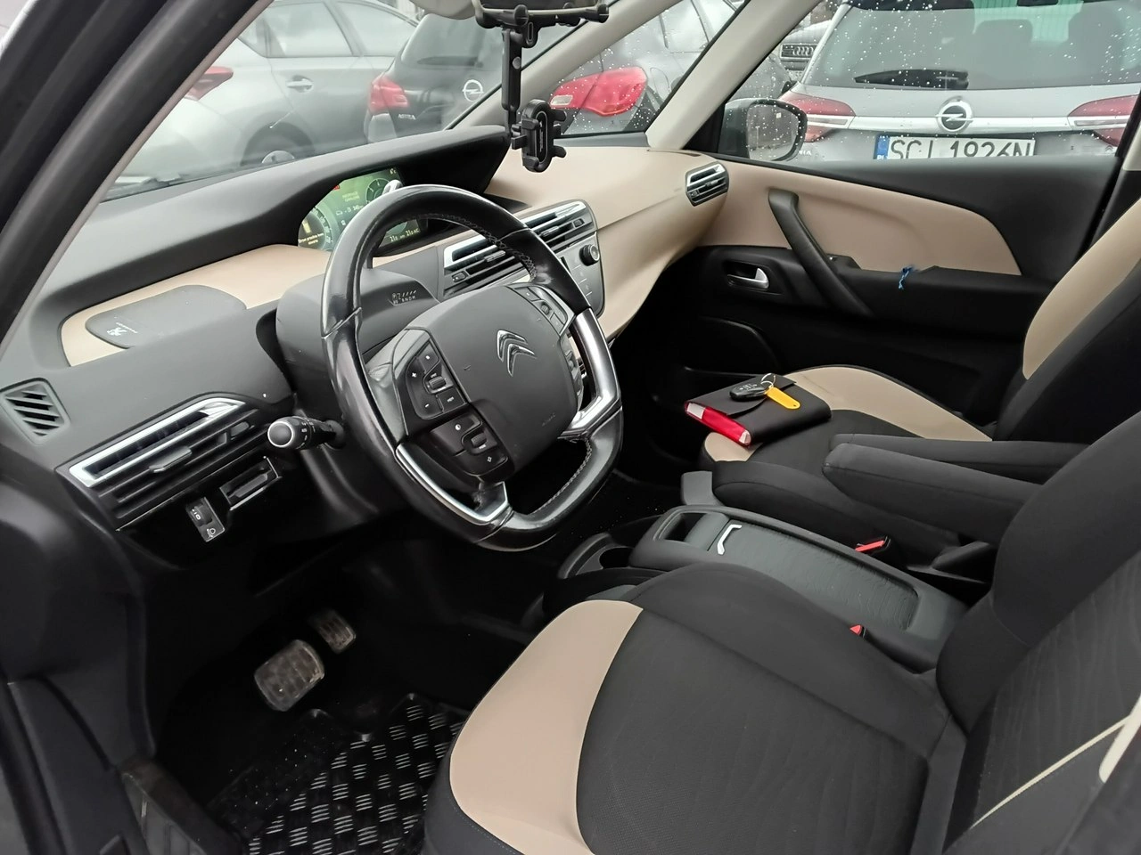 Citroën C4 Picasso - Zdjęcie 19