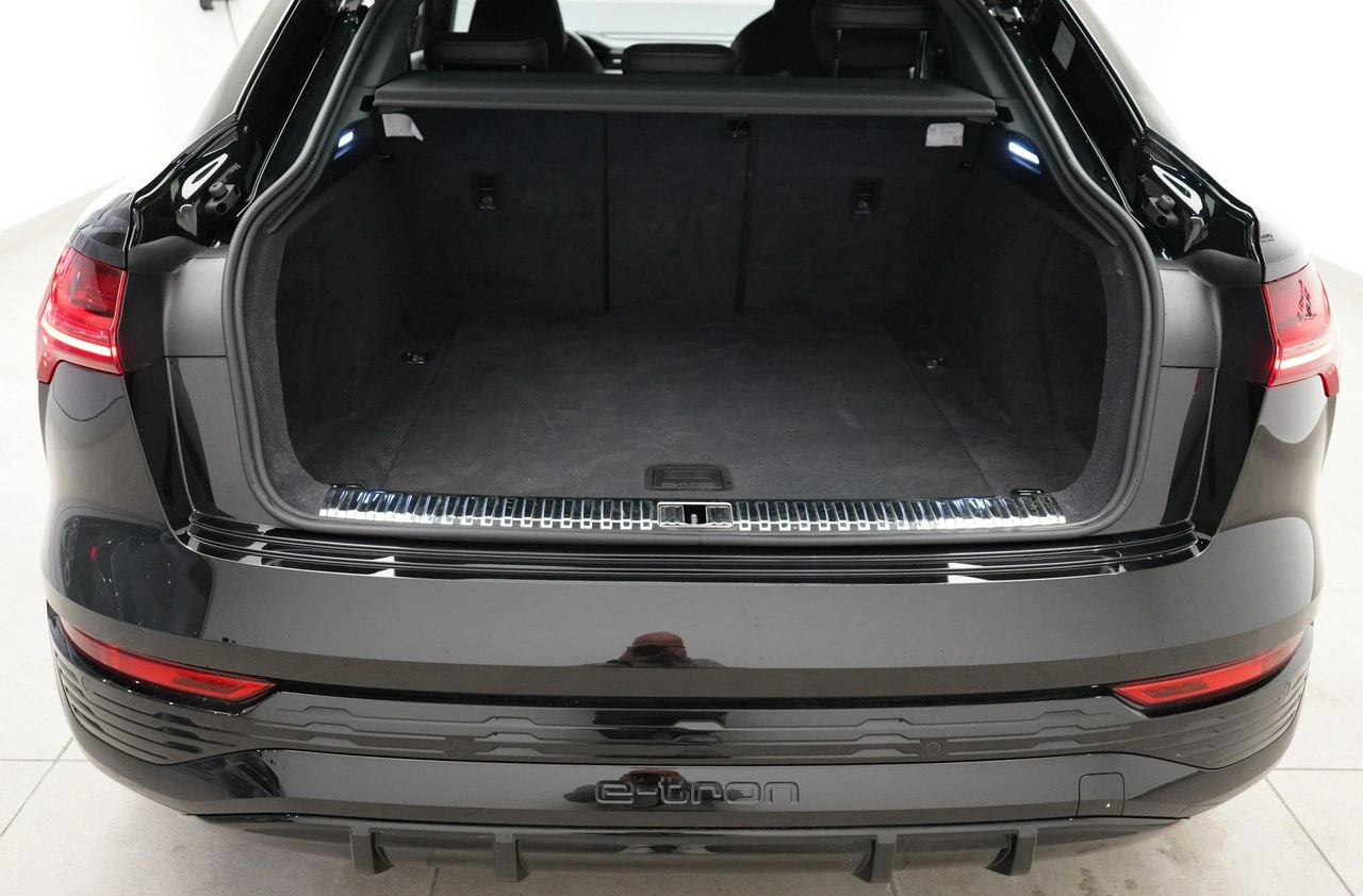 Audi SQ8 e-tron - Zdjęcie 12