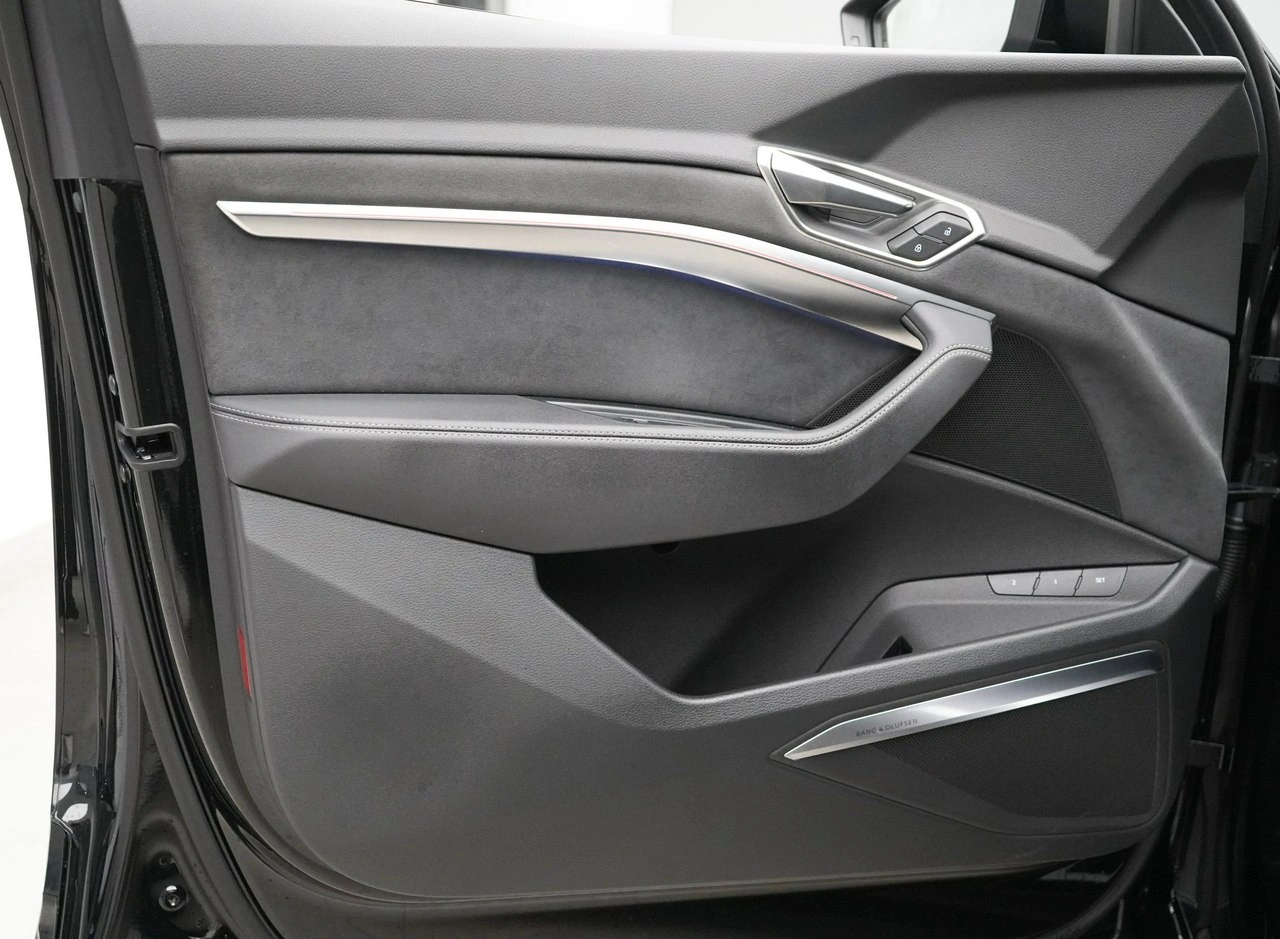 Audi SQ8 e-tron - Zdjęcie 14