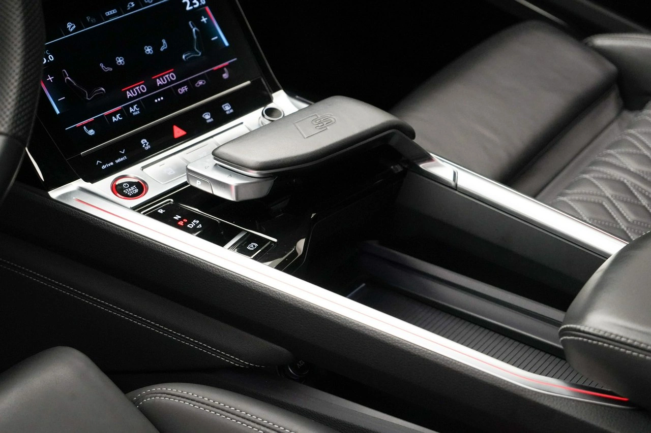 Audi SQ8 e-tron - Zdjęcie 20