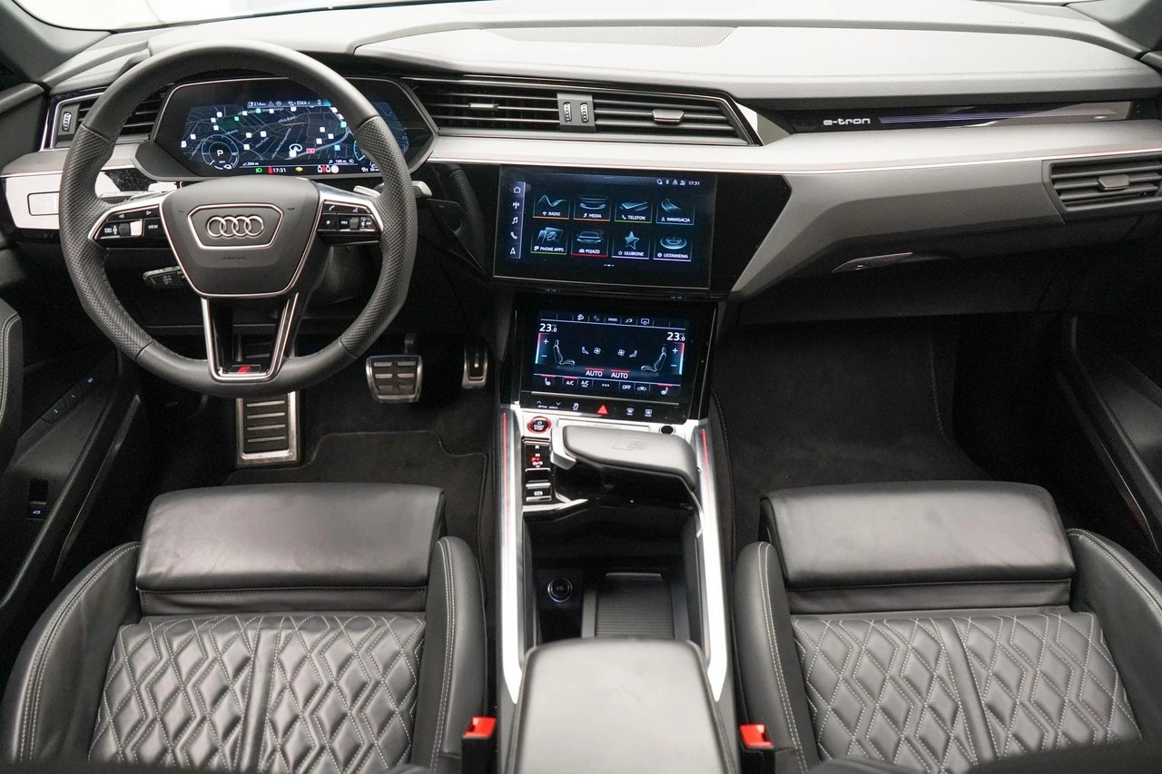 Audi SQ8 e-tron - Zdjęcie 21