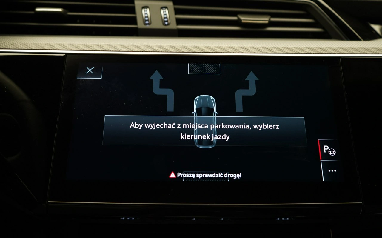 Audi SQ8 e-tron - Zdjęcie 34