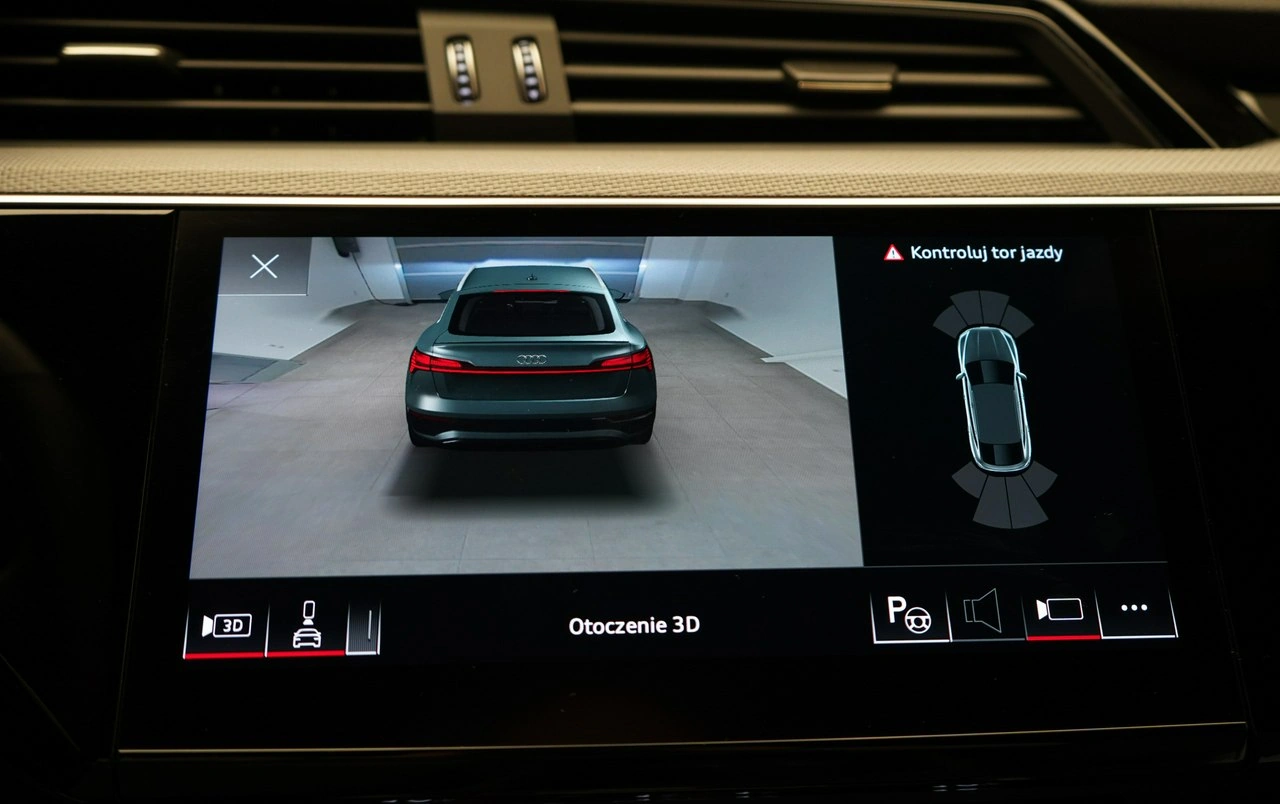 Audi SQ8 e-tron - Zdjęcie 42