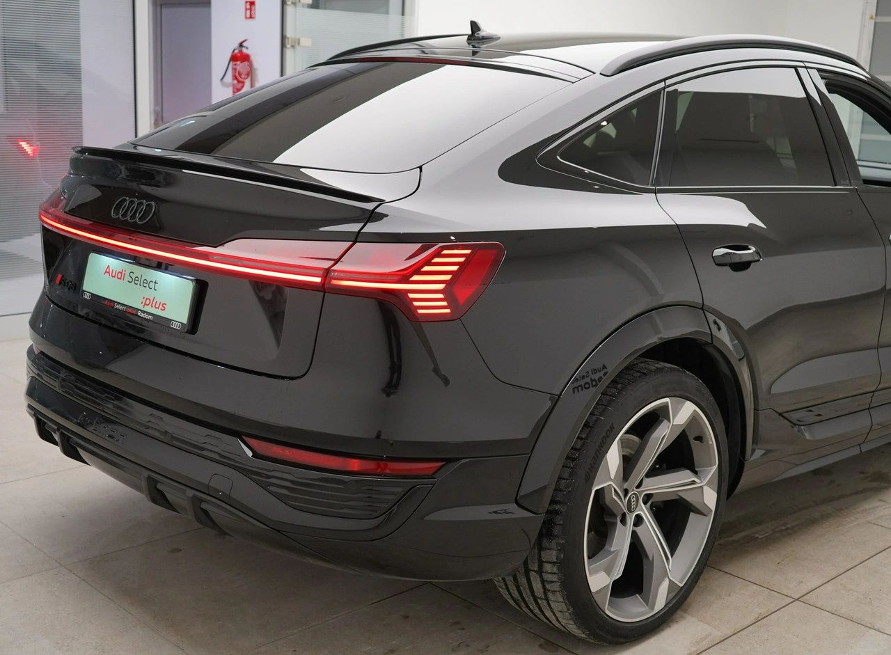 Audi SQ8 e-tron - Zdjęcie 8