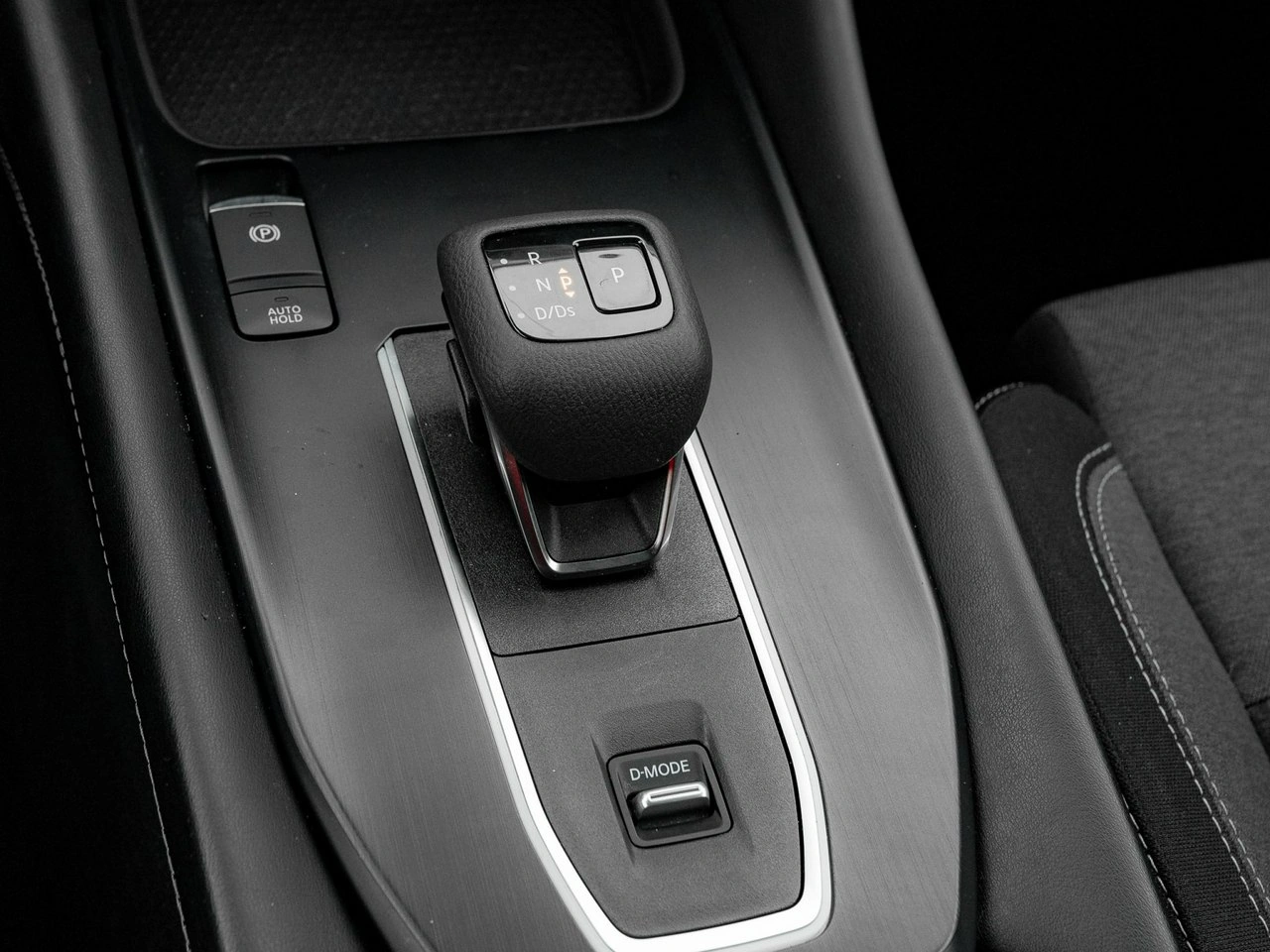 Nissan Qashqai - Zdjęcie 16