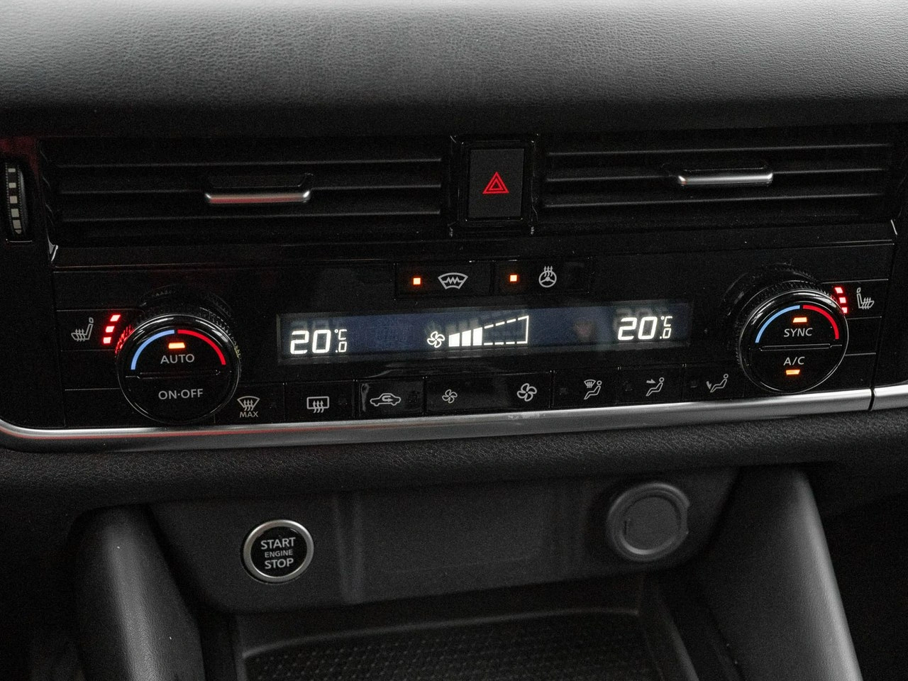 Nissan Qashqai - Zdjęcie 17