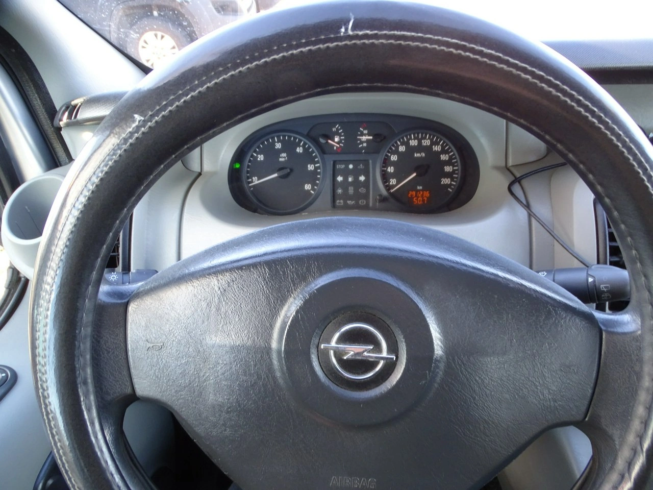 Opel Vivaro - Zdjęcie 9