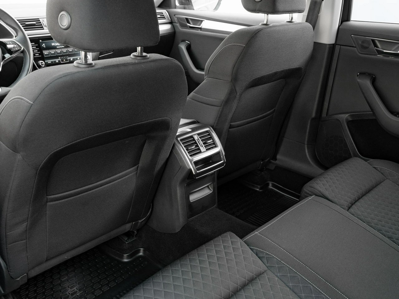 Skoda Superb - Zdjęcie 28