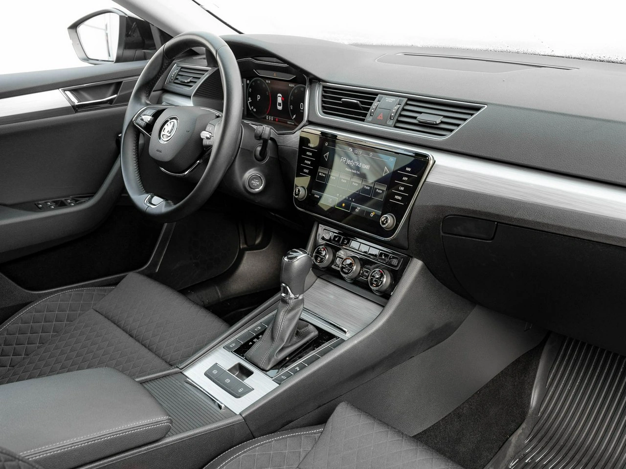 Skoda Superb - Zdjęcie 36