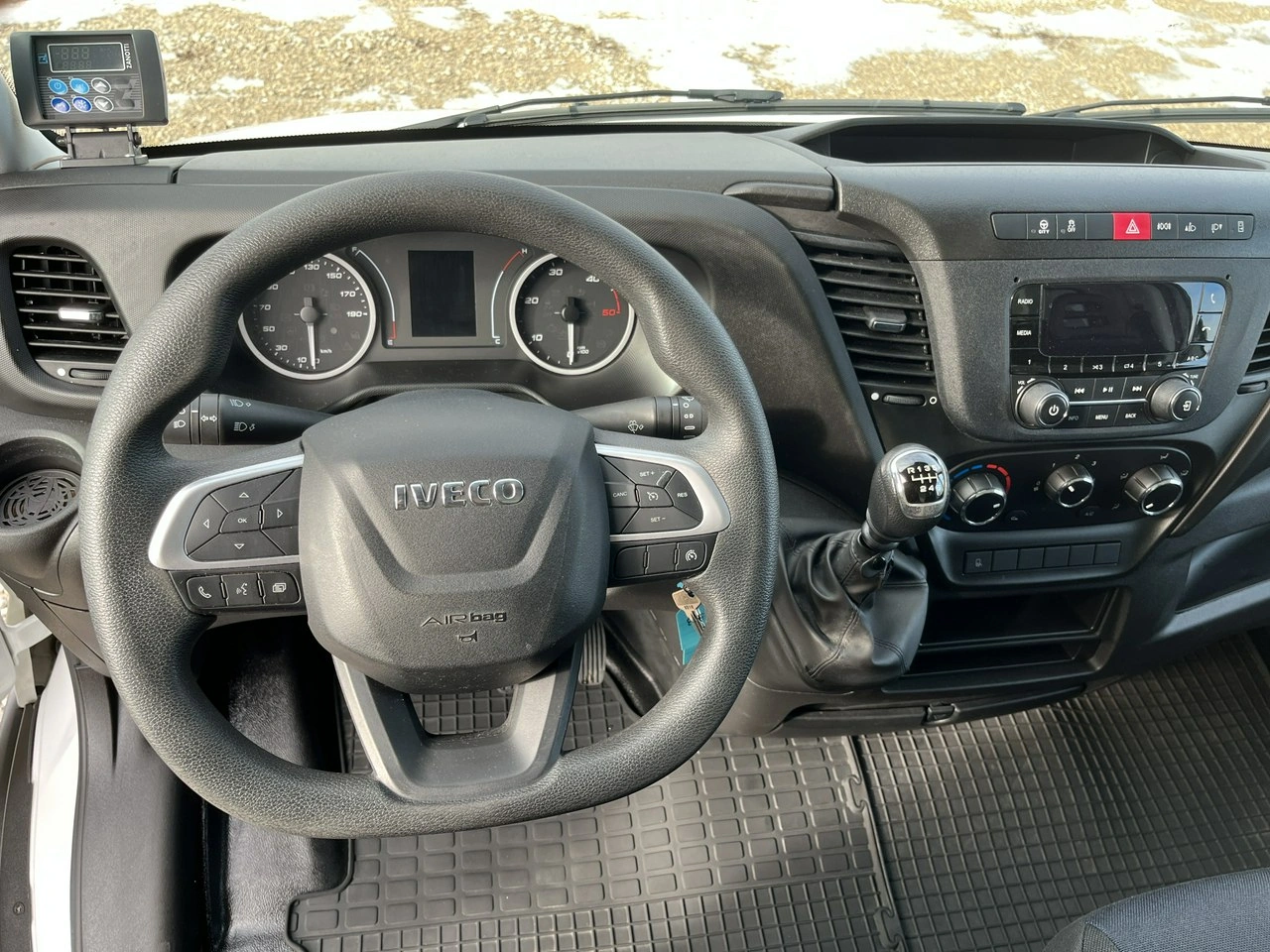 Iveco Daily - Zdjęcie 14