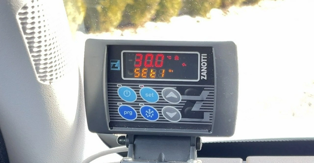 Iveco Daily - Zdjęcie 22