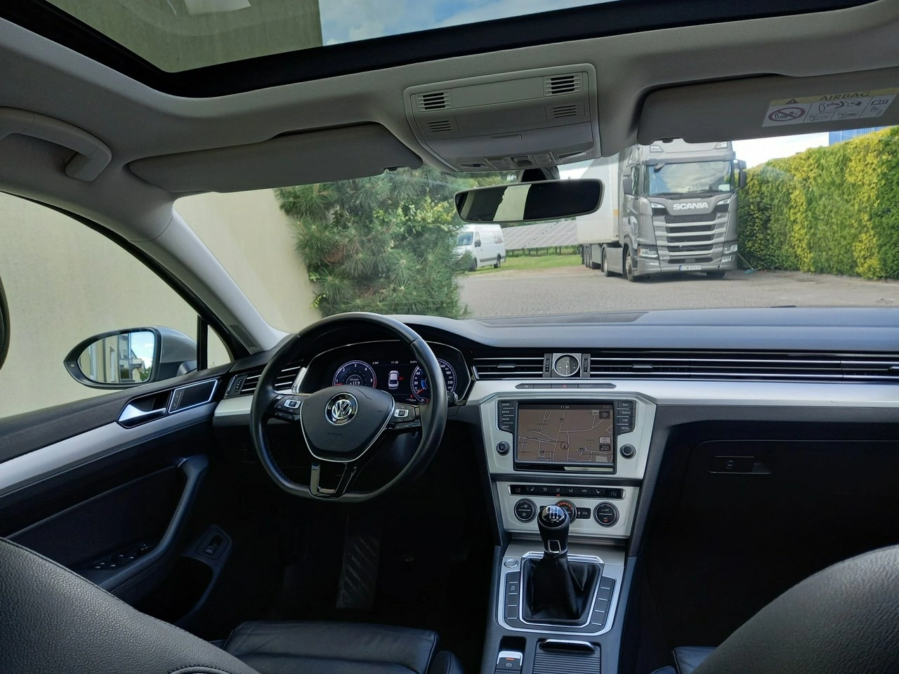 Volkswagen Passat - Zdjęcie 27