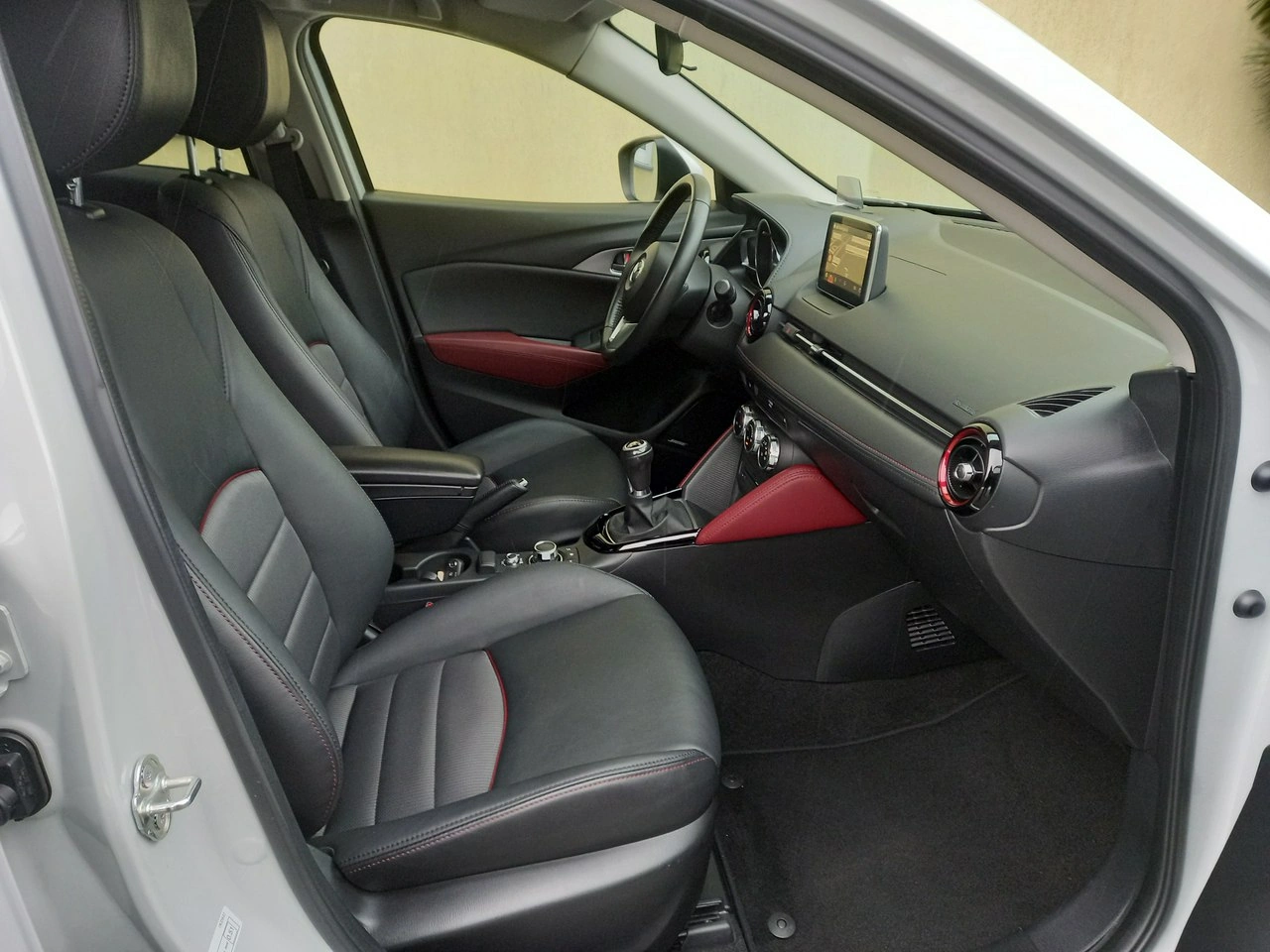 Mazda CX-3 - Zdjęcie 21