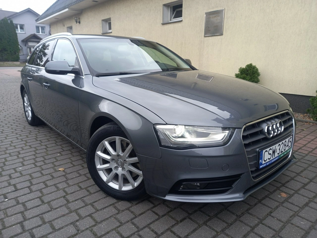 Audi A4 - Zdjęcie 2