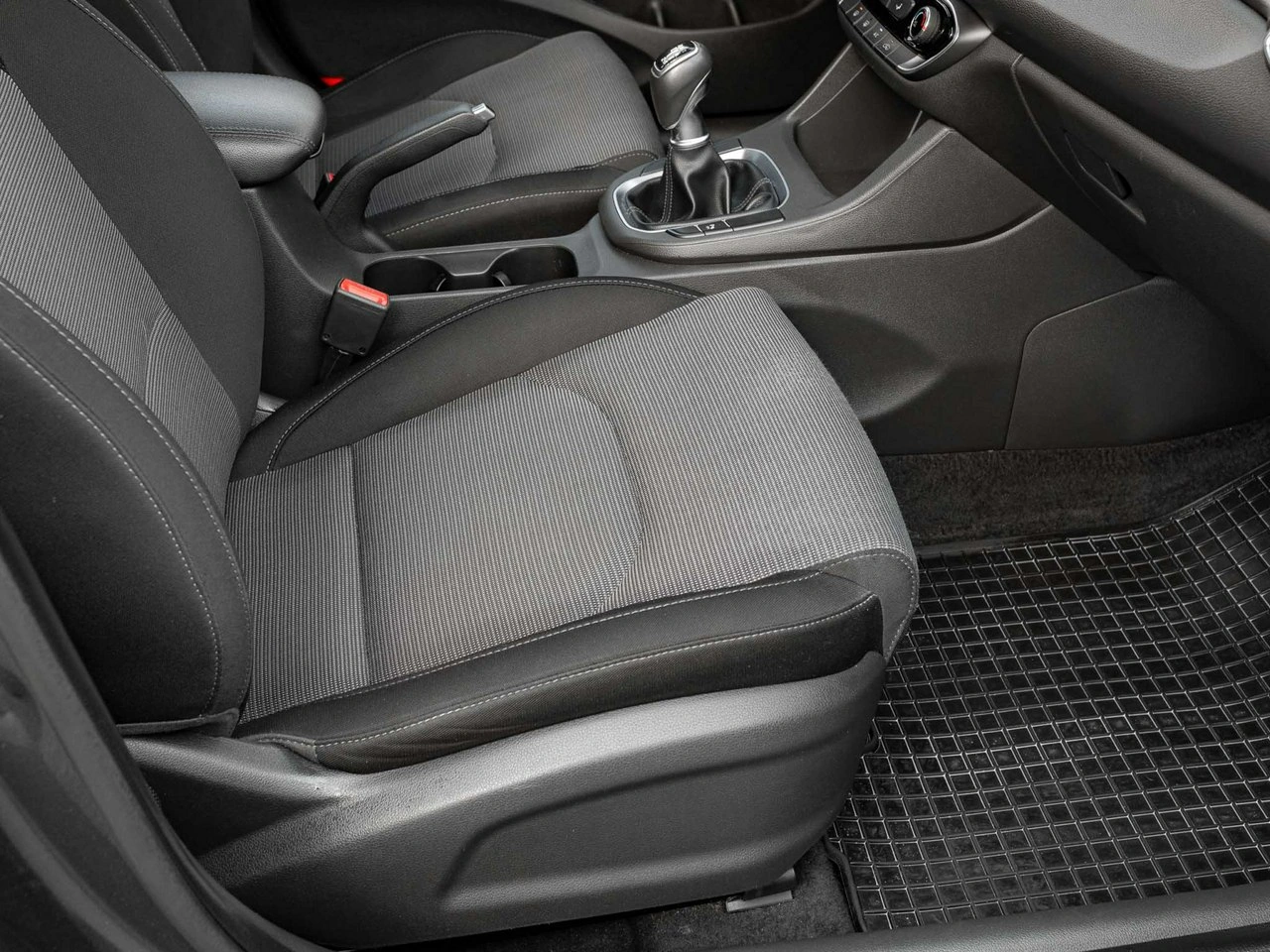 Hyundai i30 - Zdjęcie 24