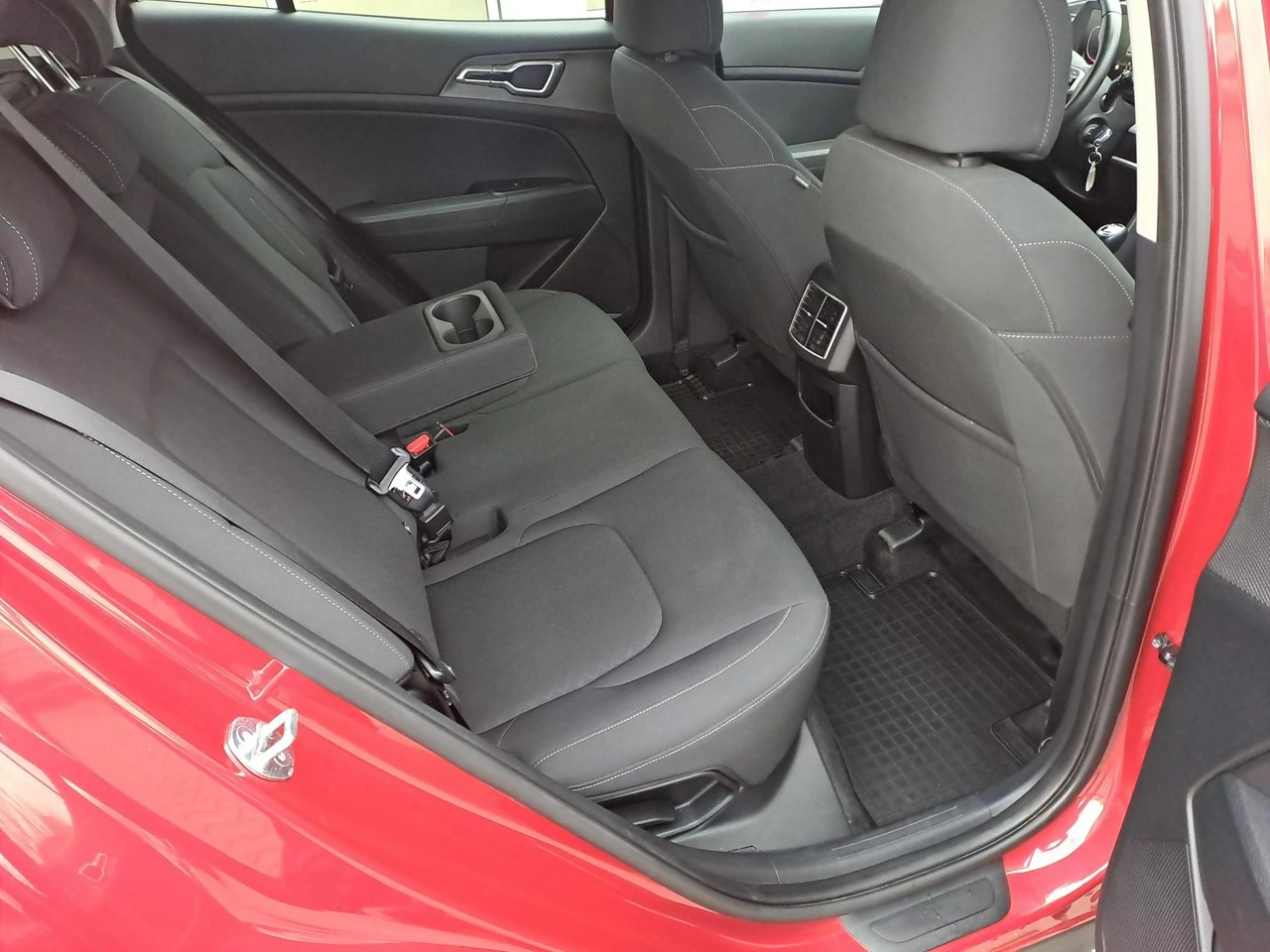 Kia Sportage - Zdjęcie 11