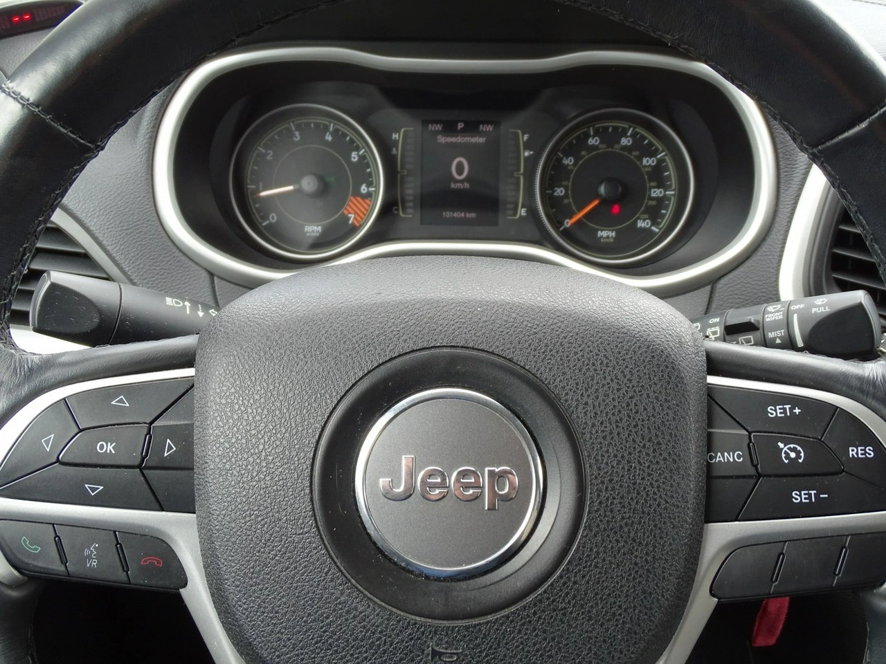 Jeep Cherokee - Zdjęcie 7