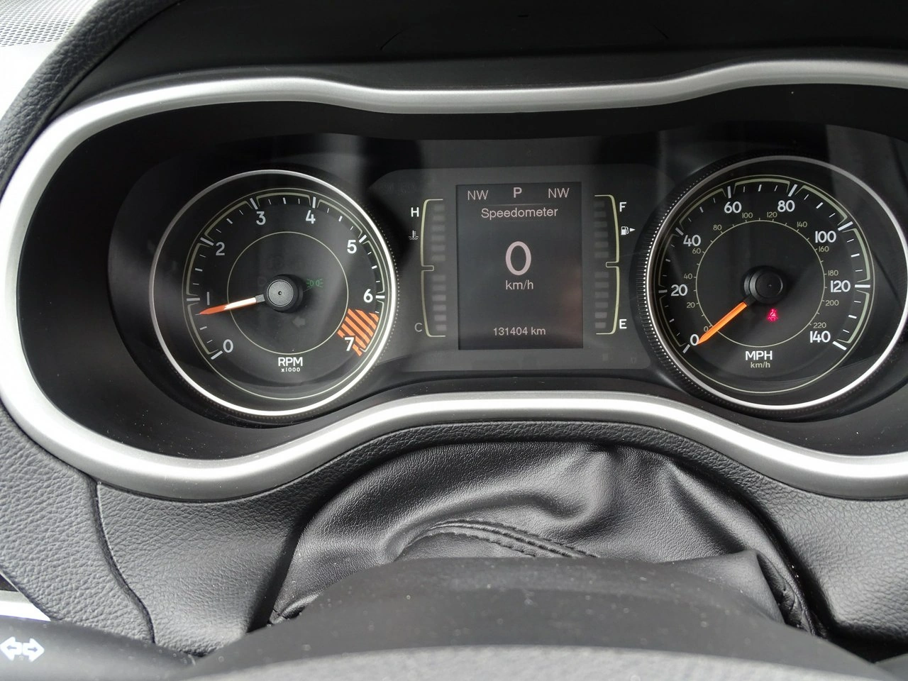 Jeep Cherokee - Zdjęcie 8